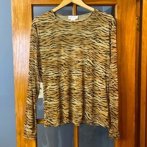 Sold - Vintage 90’s Long sleeve Mesh Knit Tiger Top